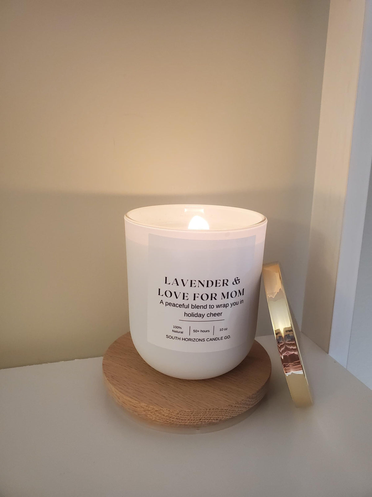 Lavender Scented Soy Candle Gift for Mom - 9.5 oz Wooden Wick